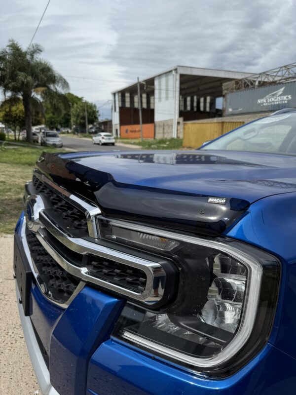 Deflector de capot Bracco