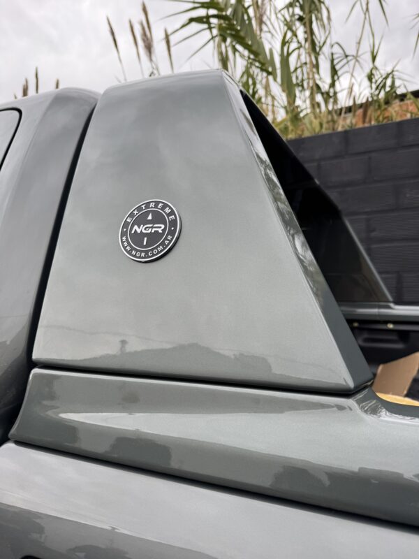 Alerón Amarok Extreme gris salvia