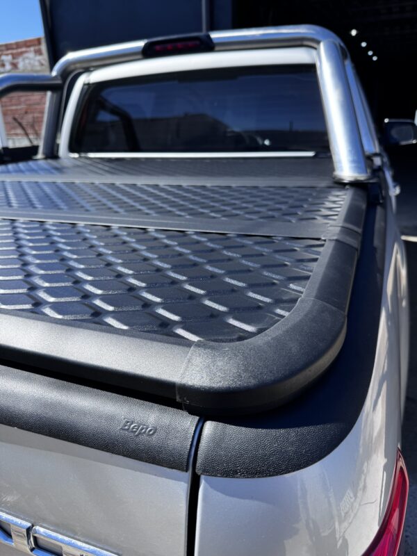 Tapa rigida Steeltiger