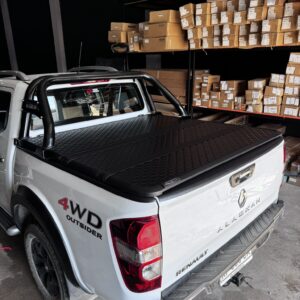 Tapa rigida Steeltiger