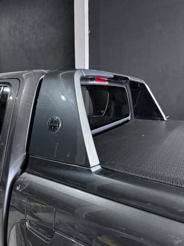 Alerón Extreme para Amarok pintada gris indium