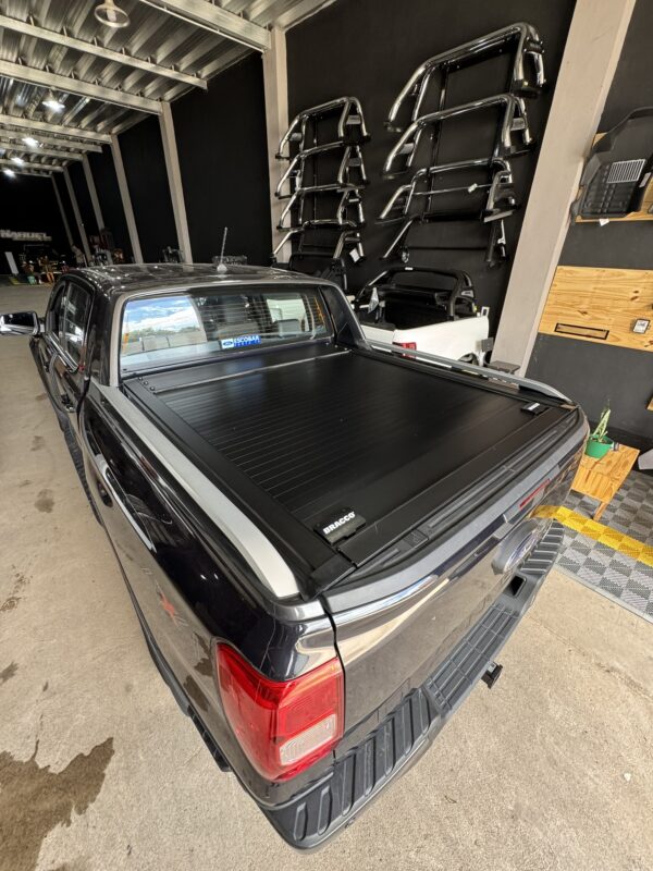 Tapa retráctil B-Roll Bracco