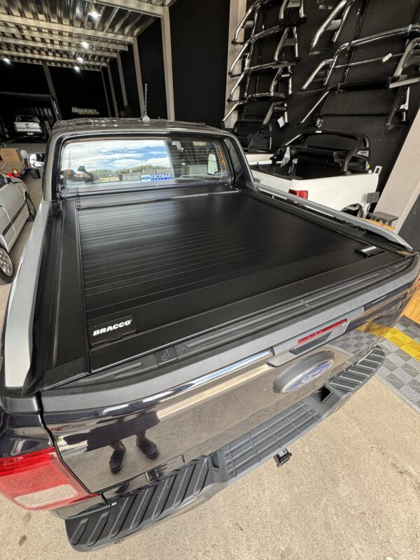 Tapa retráctil B-Roll Bracco