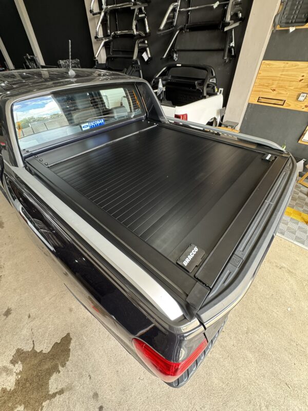 Tapa retráctil B-Roll Bracco