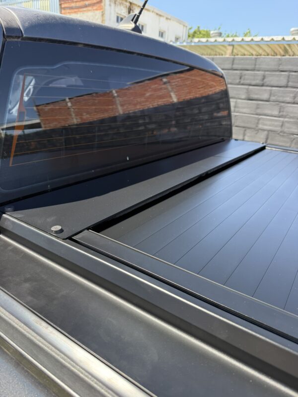 Tapa retráctil B-Roll Bracco