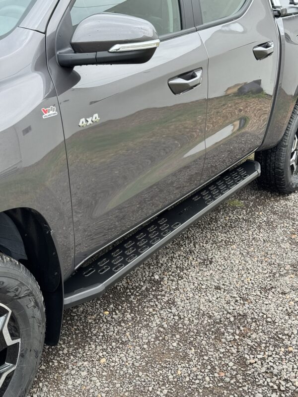 Estribos B-Rough Bracco