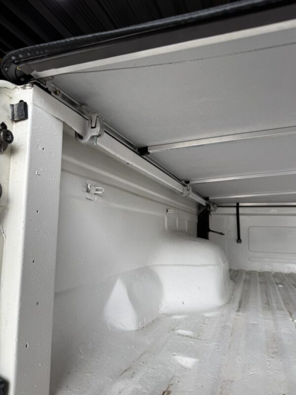 Lona Flash cover Force F100