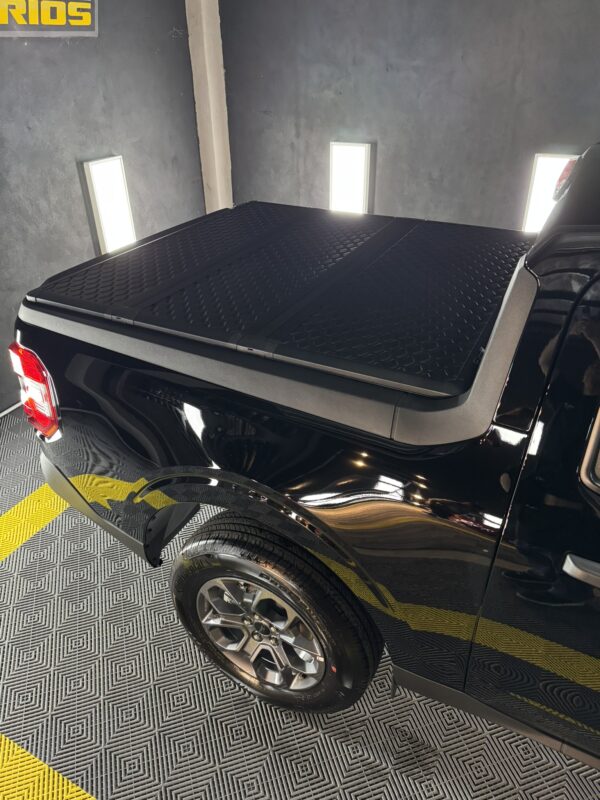 Tapa rígida Steeltiger