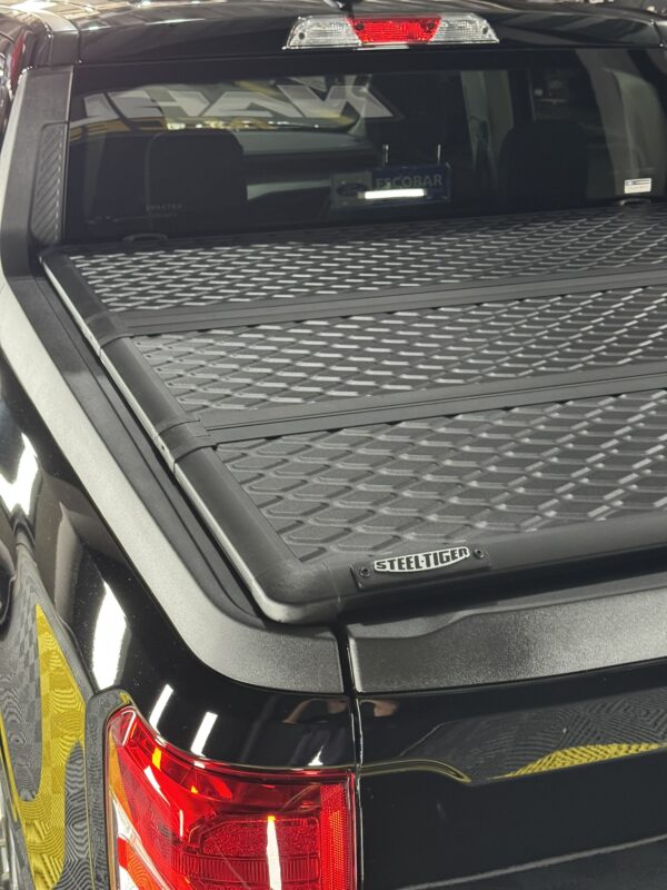 Tapa rígida Steeltiger