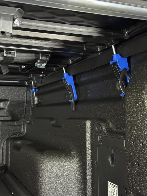 Tapa rígida Steeltiger