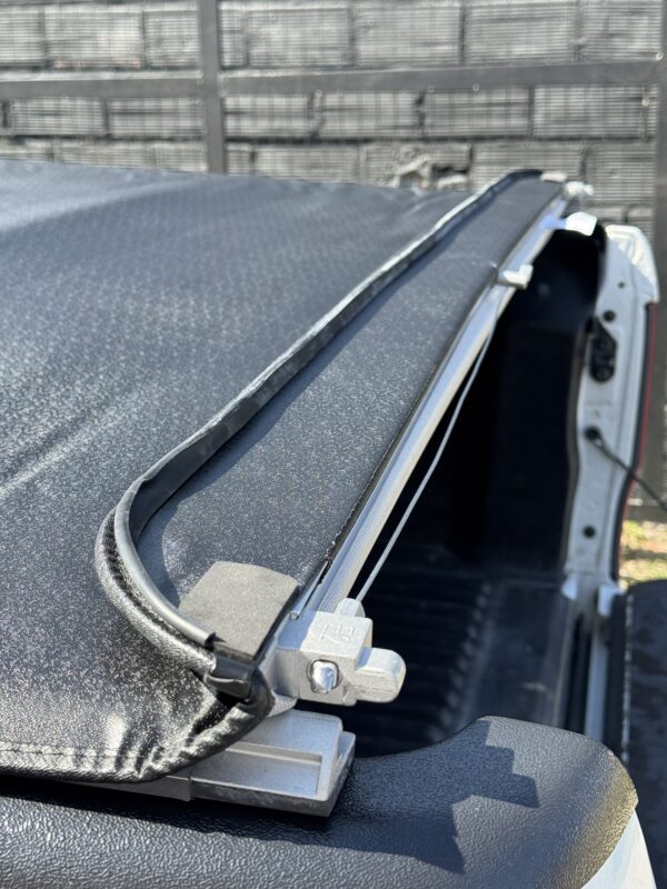 Lona Flash cover Roller