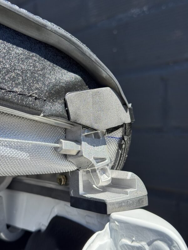 Lona Flash cover Roller