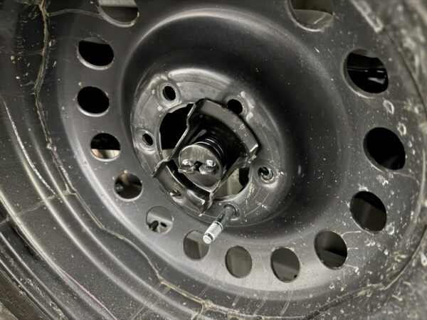 Traba de auxilio Steeltiger