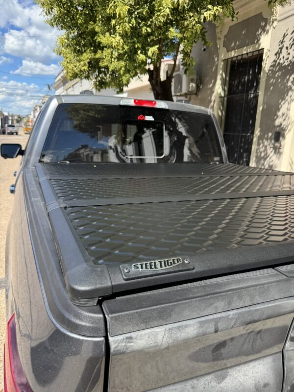 Tapa rígida Steeltiger