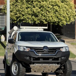 Bumper delantero Rhino Alaskan