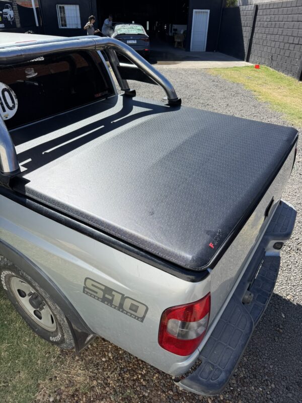 Lona Flash cover Force