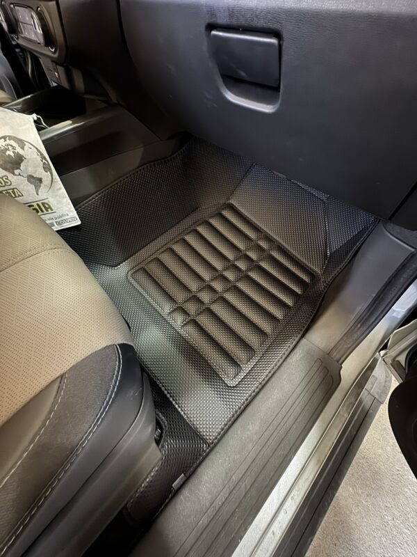 Alfombras termo formadas Ziel Technology Trailblazer 7 filas y baul