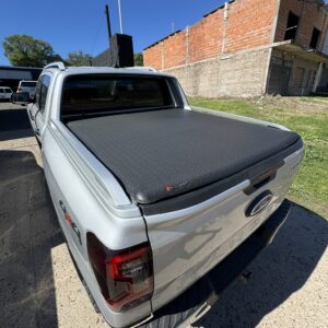 Lona Flash cover Force