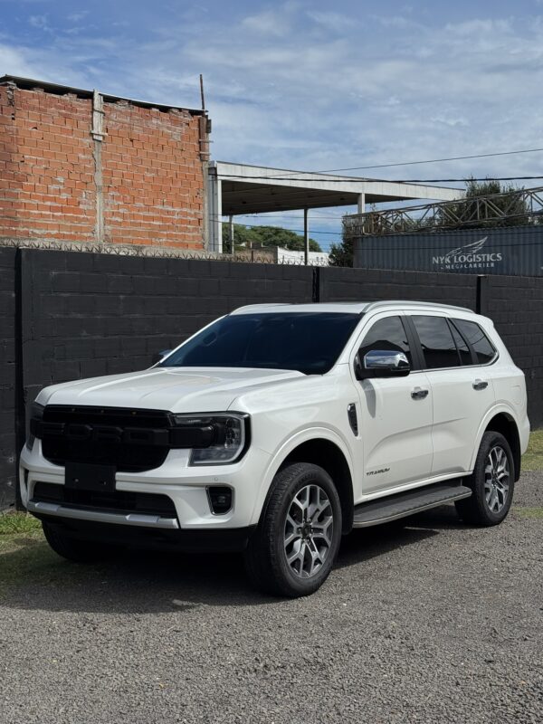 Parrilla tipo Raptor Everest